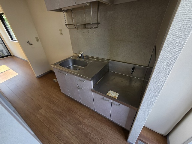 キッチン　ガスコンロ２口設置可能