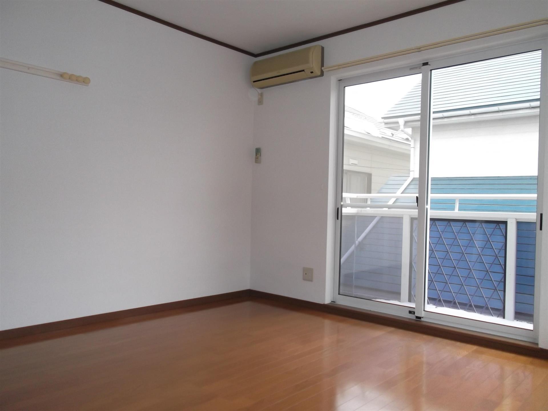 居室・リビング　参考写真（201号室）