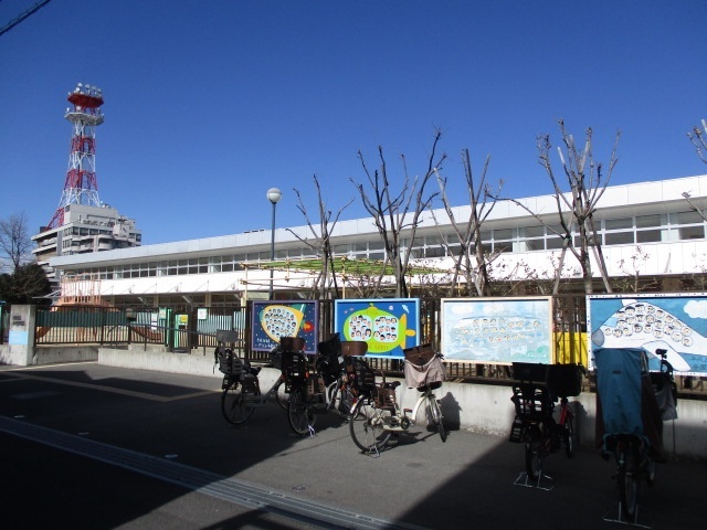 幼稚園・保育園　草加市立あずま保育園（幼稚園・保育園）まで600m