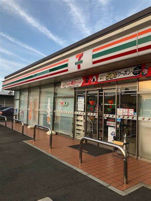コンビニ　セブンイレブン堺浜寺諏訪森町店（コンビニ）まで646m