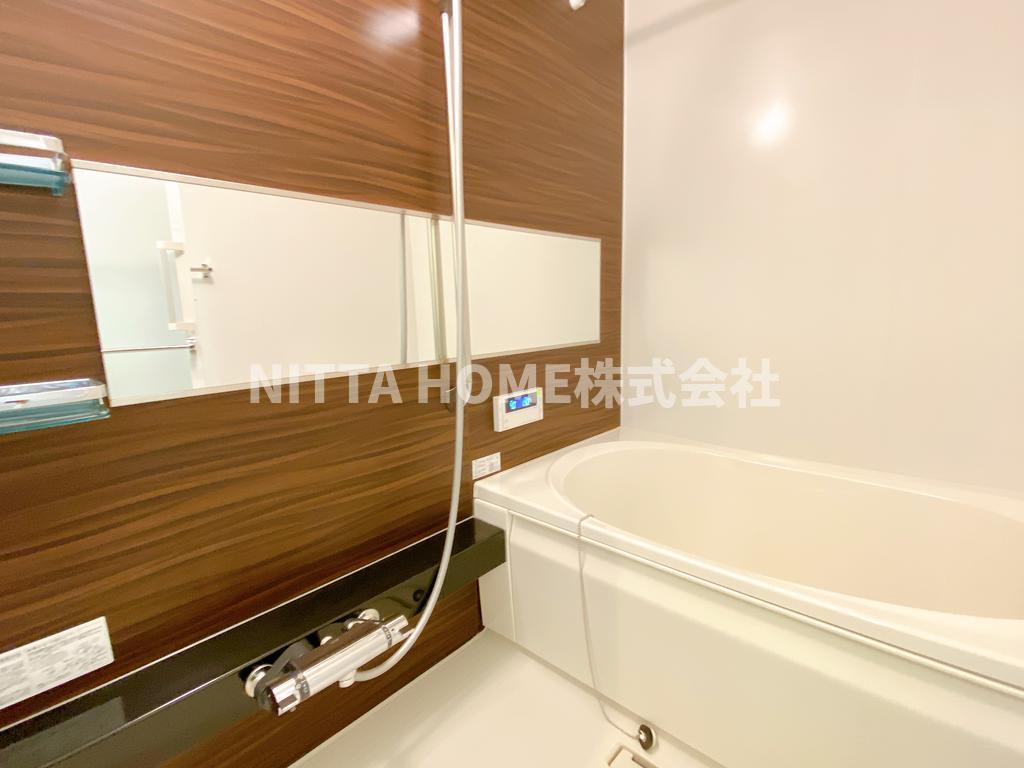 バス・シャワールーム　キレイなバスルームで疲れもなくなりますね◎