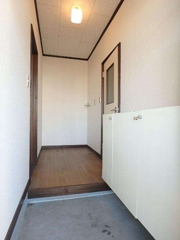 玄関　図面と現状に相違がある場合には現状を優先