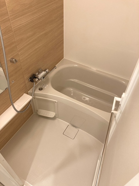 バス・シャワールーム　※写真は同タイプ住戸です。