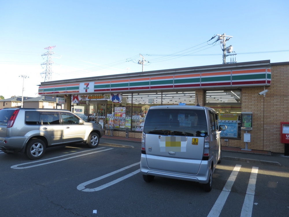 コンビニ　セブンイレブン四街道物井店（コンビニ）まで78m