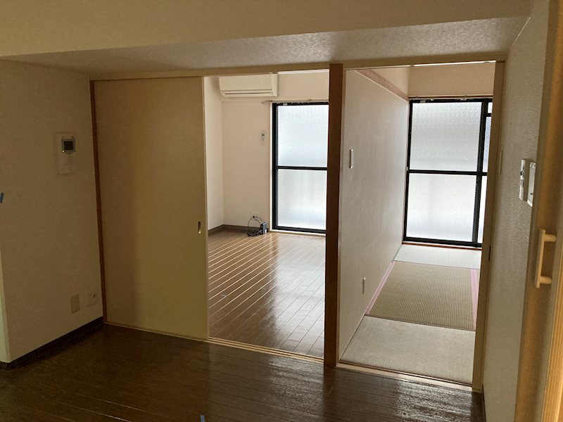 居室・リビング　エアコン3第設備です