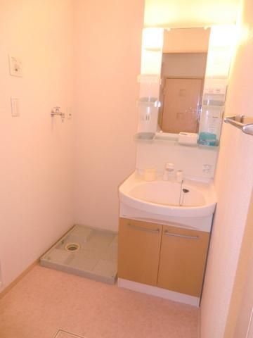 洗面設備　嬉しい独立洗面台