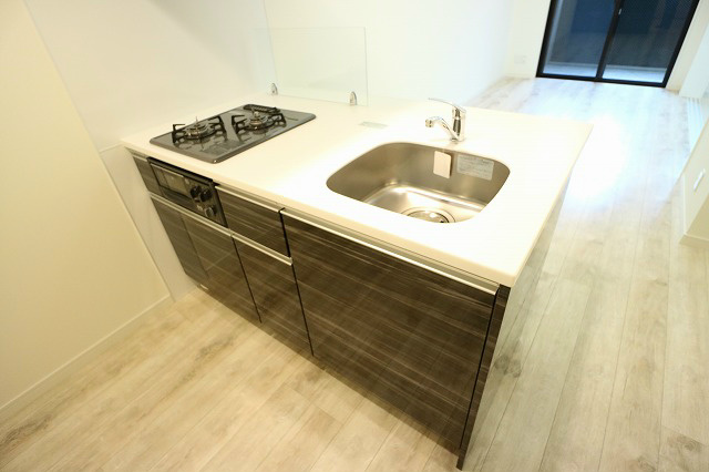 キッチン　※別号室の参考写真になります。