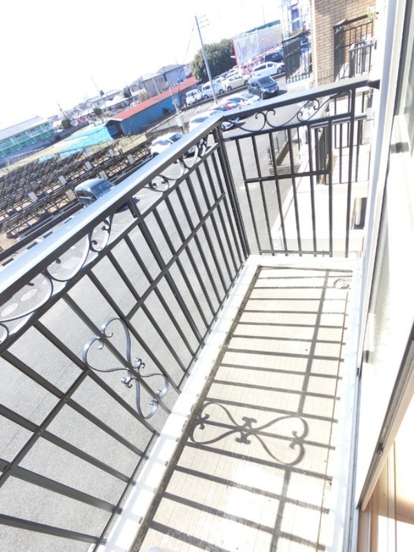 バルコニー　図面と現状に相違がある場合には現状を優先