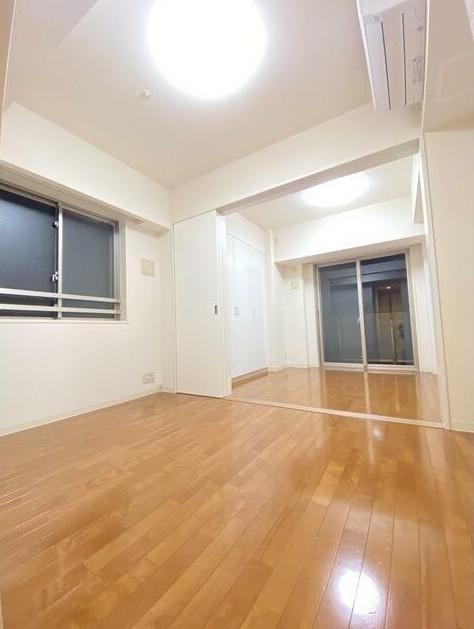 居室・リビング　同タイプのお写真です