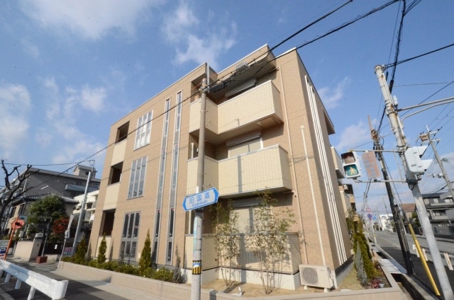 建物外観　オートロック・モニター付きインターホンで安心☆