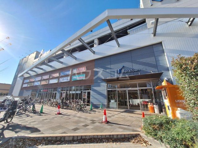 ショッピングセンター　キテラタウン調布（ショッピングセンター）まで569m