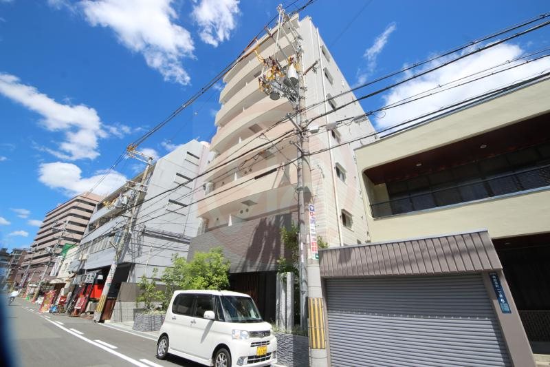 建物外観　外観は落ち着いています