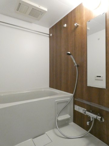 バス・シャワールーム　バスルーム