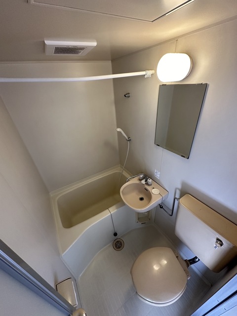 バス・シャワールーム　別部屋参考写真です