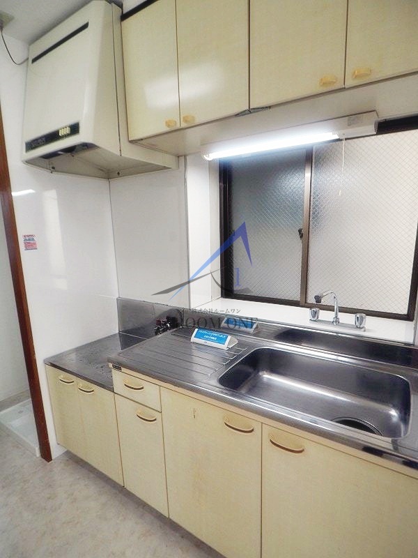 キッチン　キッチンです。