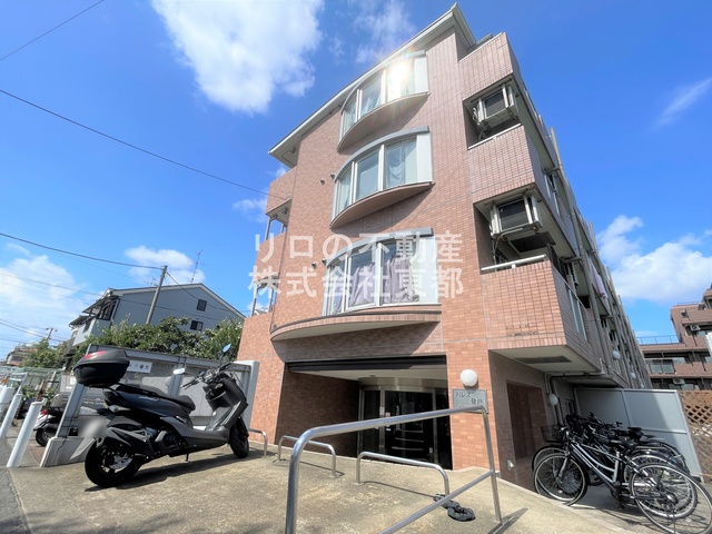 建物外観　しっかりとした鉄筋コンクリート造マンションです♪