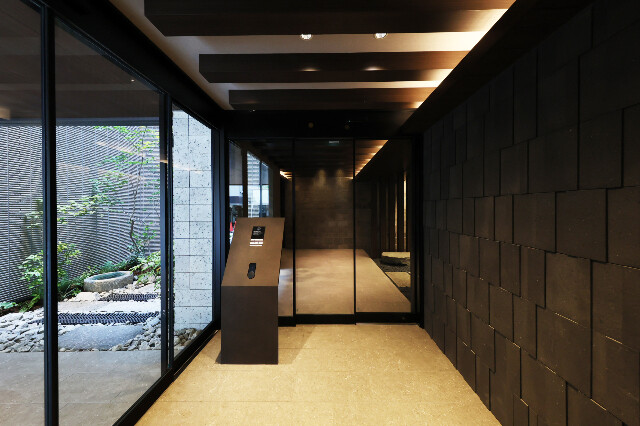 エントランス　オートロック