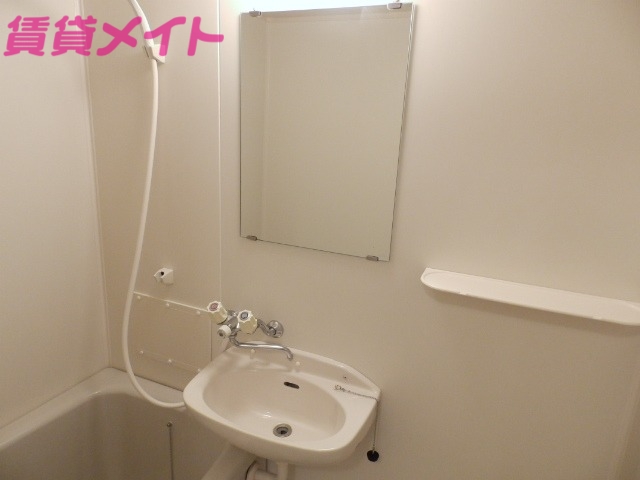 洗面設備　同型タイプ画像