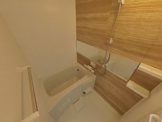 バス・シャワールーム　別号室の写真です。