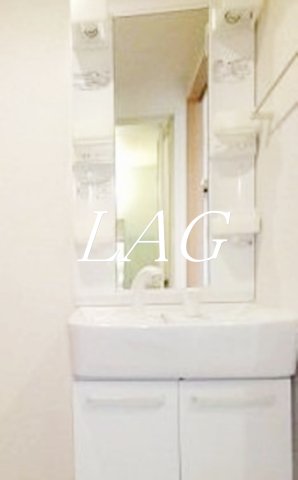 洗面設備　洗面台です。