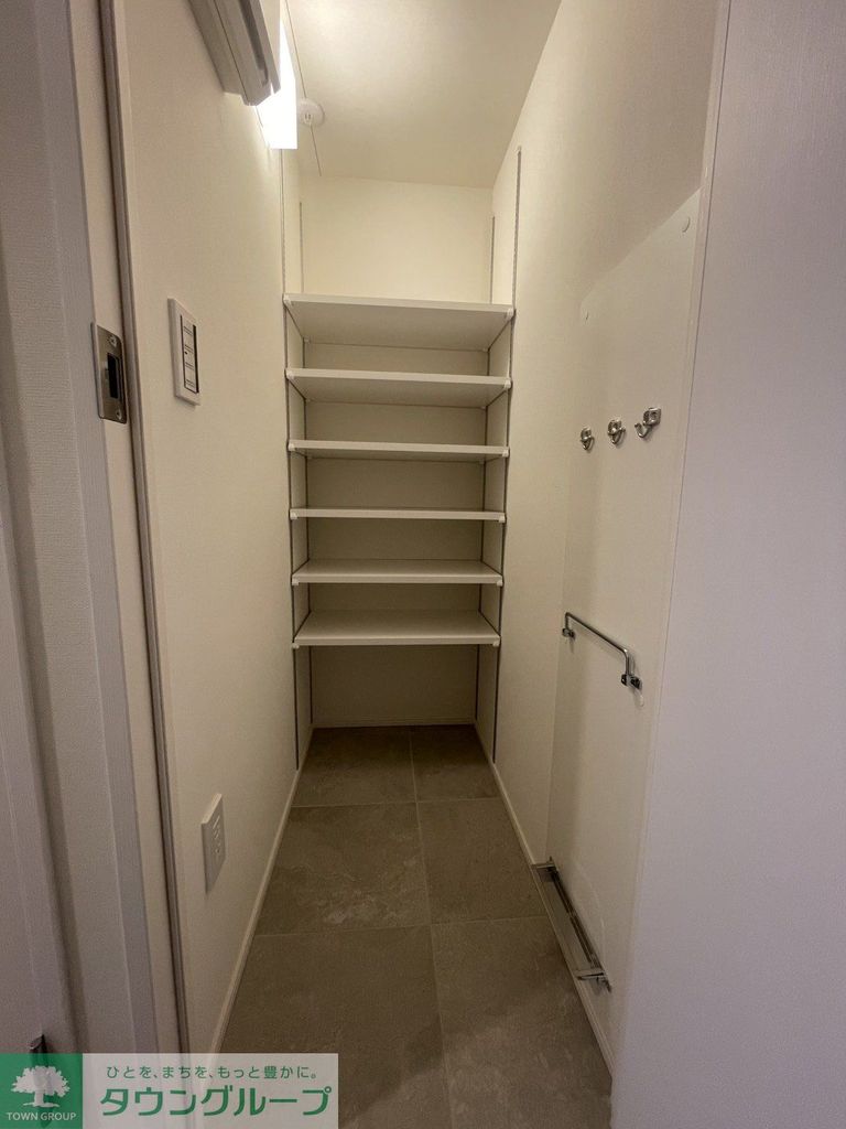 収納　玄関