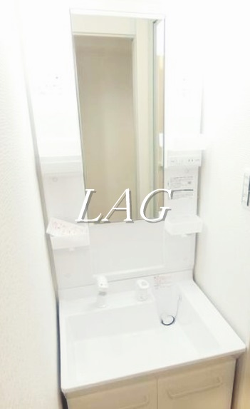 洗面設備　独立洗面台です。