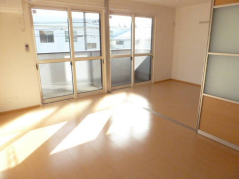 居室・リビング　図面と現状に相違がある場合には現状を優先