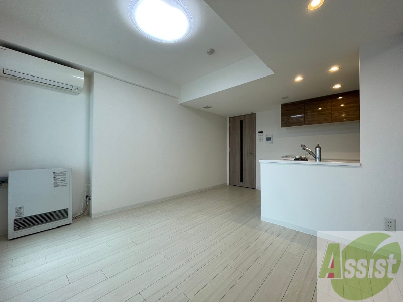 居室・リビング　広々としたリビングですね。使い勝手がよさそうですね！