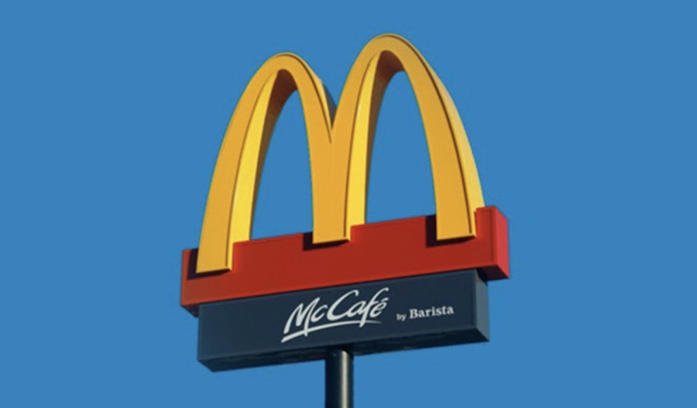 飲食店　マクドナルド 大分中島中央店（飲食店）まで463m