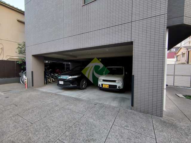 駐車場　フェニックス椎名町の駐車場