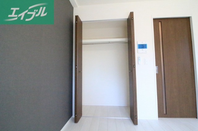 収納　クローゼット