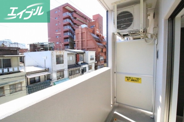 バルコニー　ベランダ