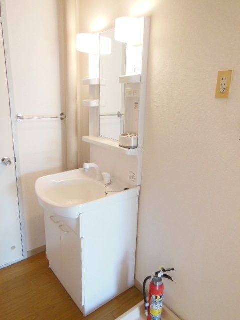 洗面設備　★お部屋探しは株式会社タウンハウジング東京まで★