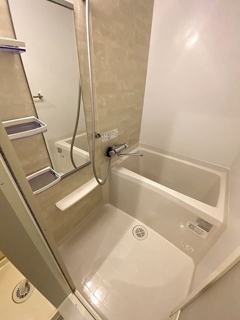 バス・シャワールーム　☆ゆったりとくつろげるお風呂☆