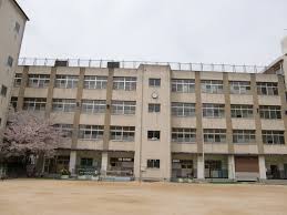 小学校　大阪市立宮原小学校（小学校）まで876m