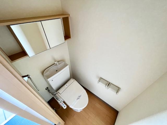 トイレ　シャワー付トイレ