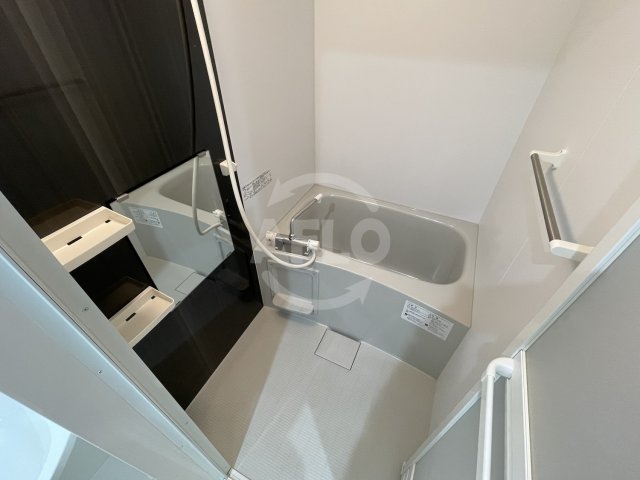 バス・シャワールーム　ＪＩＮＯ新町　浴室