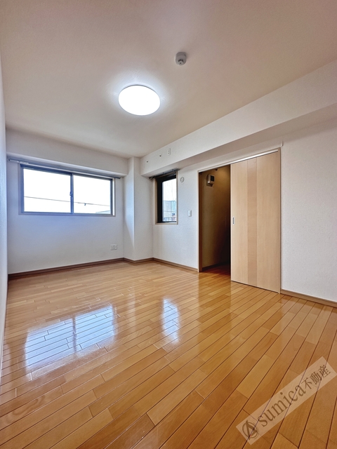 その他部屋・スペース　８帖のゆとりある洋室♪