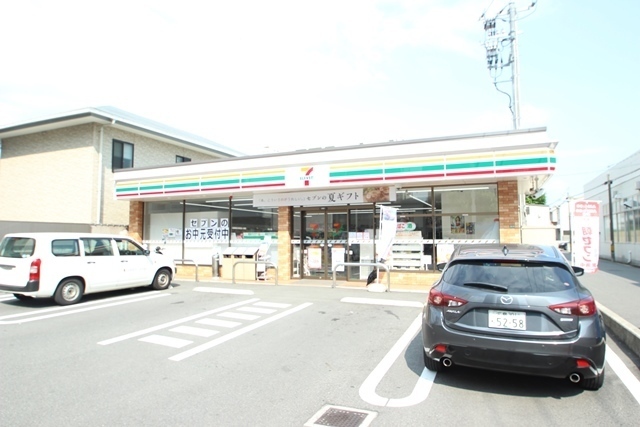 コンビニ　セブンイレブン広島東観音店（コンビニ）まで233m