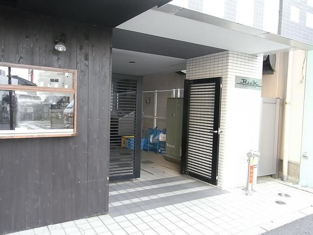 エントランス　エントランス