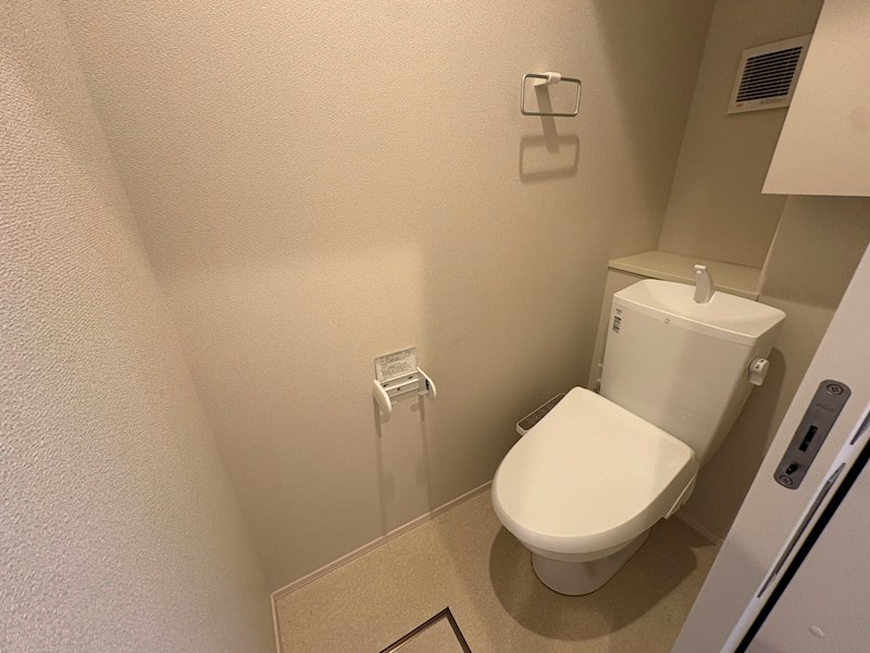 トイレ　※同間取り別部屋参照※