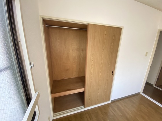 収納　※別号室の写真です。
