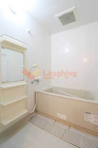 バス・シャワールーム　日々の疲れを癒すお風呂付です※別号室のお写真になります。