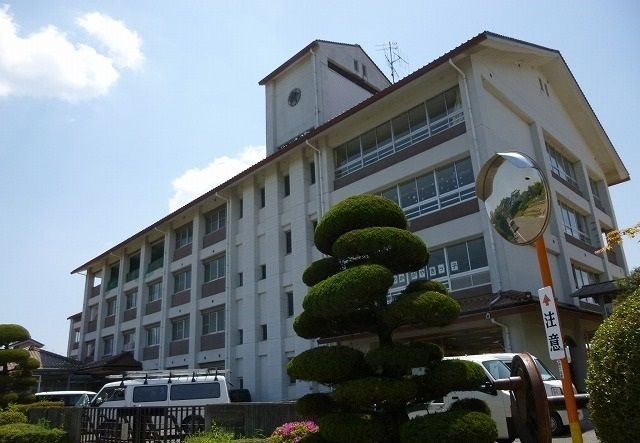 小学校　東広島市立高屋東小学校（小学校）まで110m