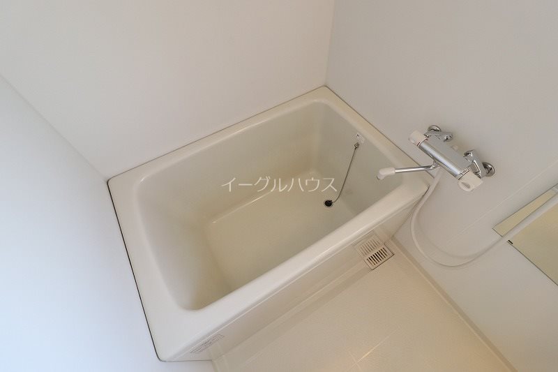 バス・シャワールーム　別部屋写真使用