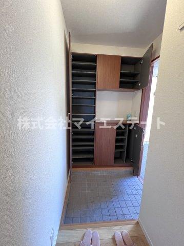玄関　別部屋写真