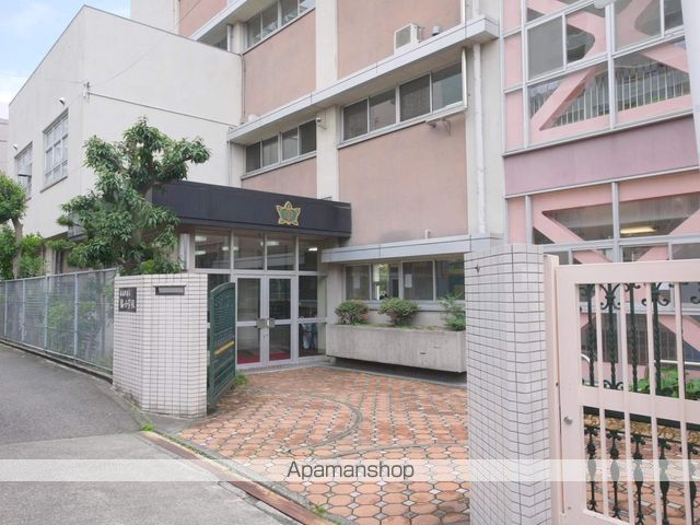 小学校　橘小学校（小学校）まで953m