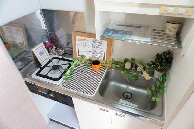 キッチン　※同タイプの505号室のお部屋になります。