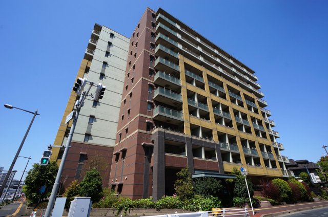 建物外観　物件、駅でお待ち合わせでのご案内歓迎！