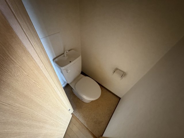 トイレ　落ち着いたトイレです